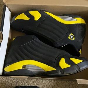 Retro 14s black and yellow
